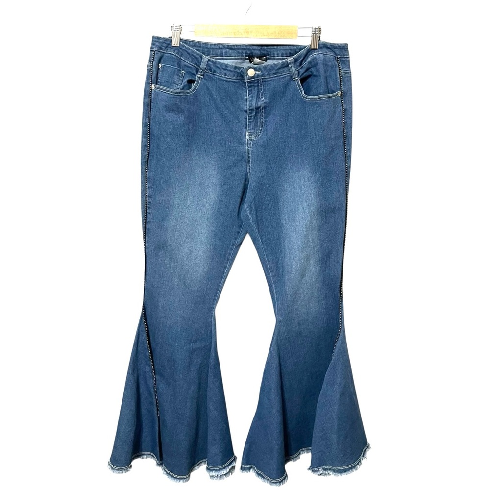 Extreme Wide Leg Flare Jeans Size 18 - Picture 6 of 14
